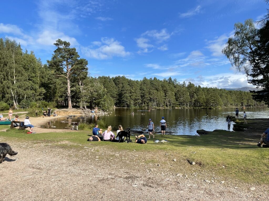 Loch an Eilean picnic